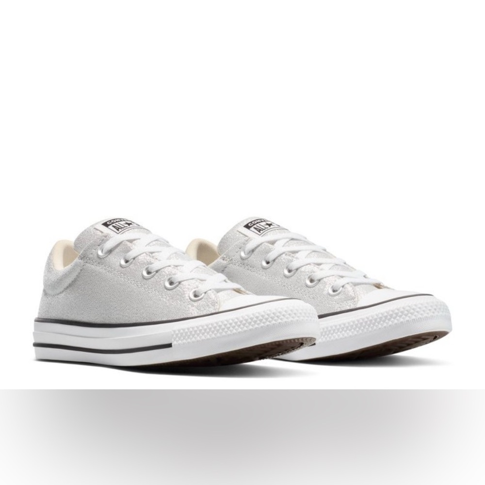 Converse•Adult Street Low Top Lurex Shine Sneakers•Size M 5.5 W 7.5•NWT